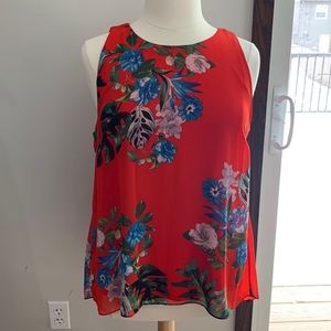 Vince Camuto Floral High Low top Super Cute! Size XL, great condition